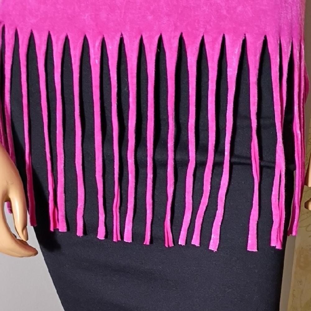 Blue Buttercup Vibrant Pink Fringe Tank Top Size S - Picture 3 of 9